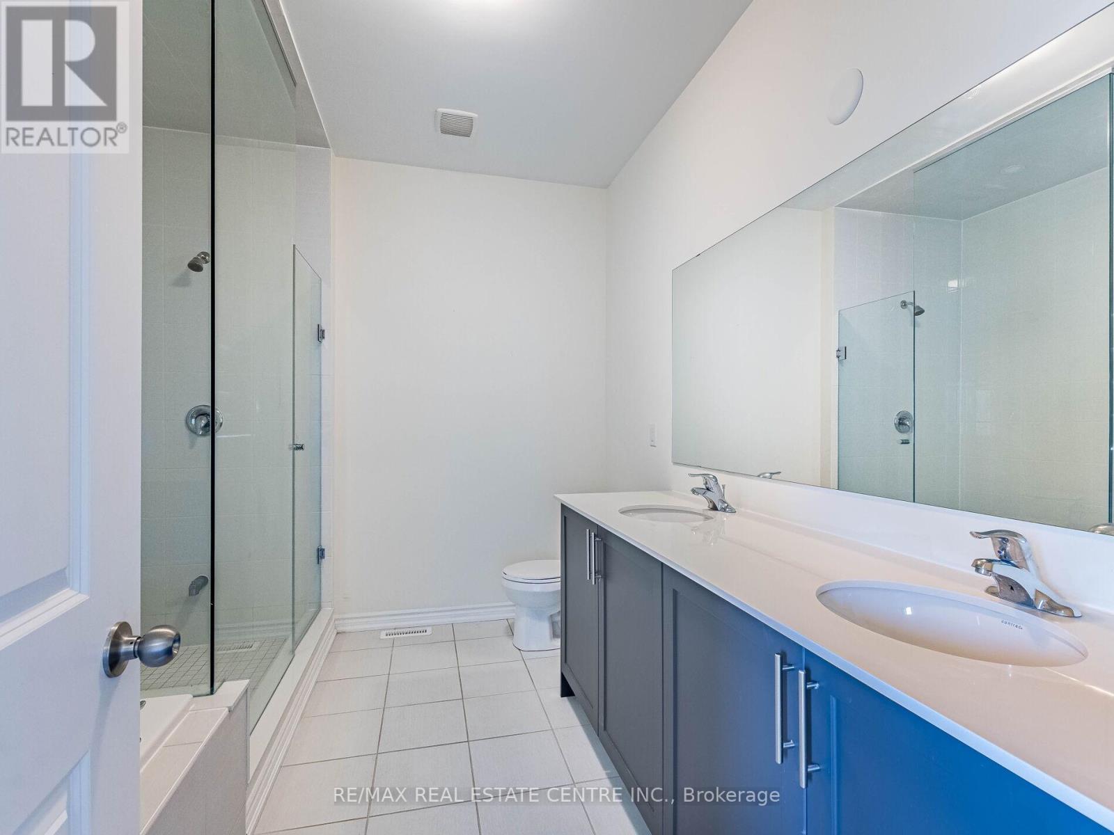20 Fuller Street, Brampton, Ontario  L6X 5S3 - Photo 28 - W12296146