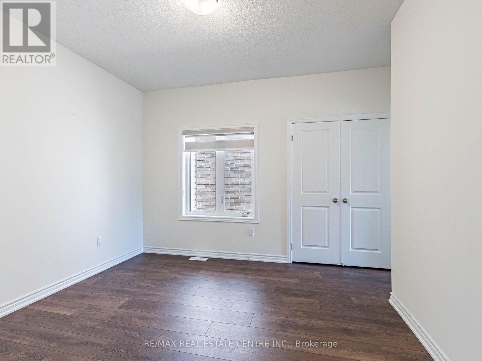 20 Fuller Street, Brampton, Ontario  L6X 5S3 - Photo 35 - W12296146