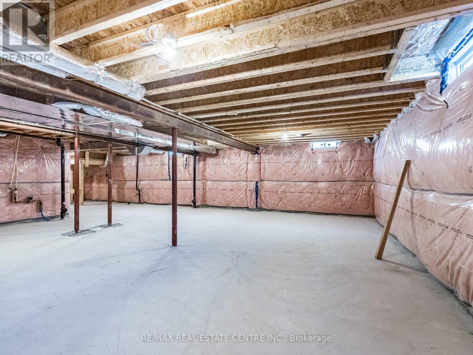 20 Fuller Street, Brampton, Ontario  L6X 5S3 - Photo 46 - W12296146