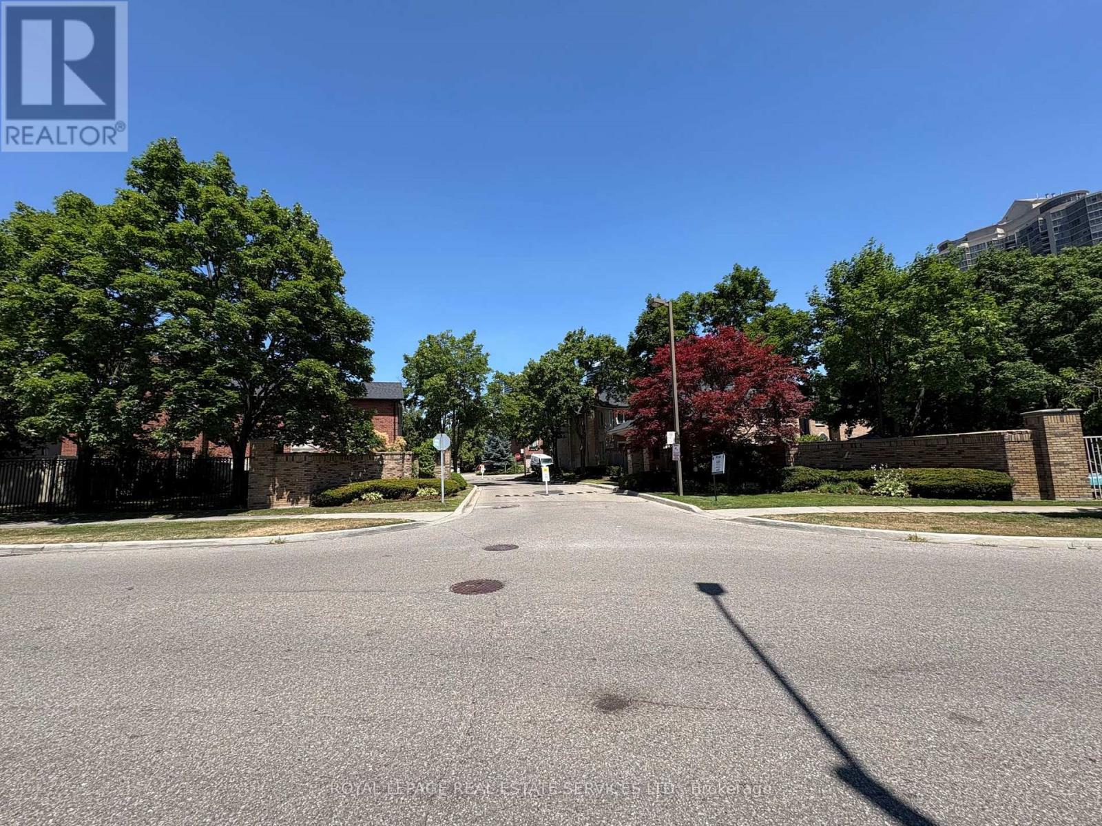 Property at 44 - 4635 REGENTS TERRACE image 2