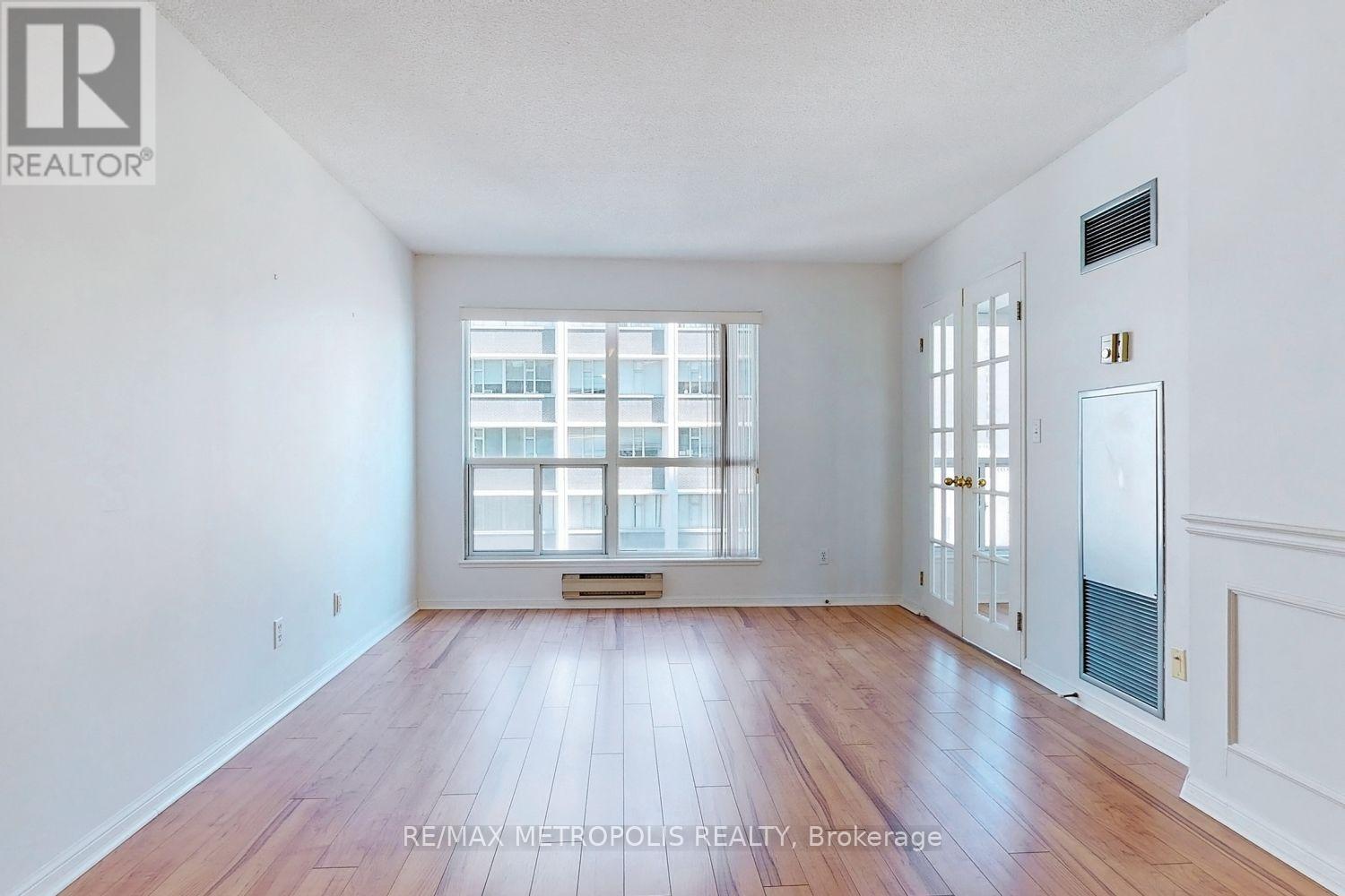 1714 - 7 Carlton Street, Toronto, Ontario  M5B 2M3 - Photo 7 - C12296188
