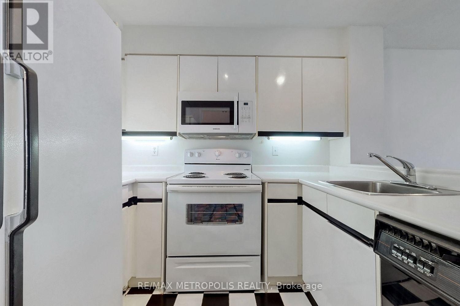 1714 - 7 Carlton Street, Toronto, Ontario  M5B 2M3 - Photo 9 - C12296188
