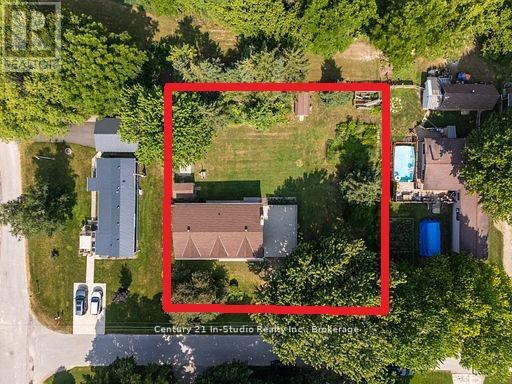 3 Gladstone Street, Huron-Kinloss, Ontario  N0G 2R0 - Photo 6 - X12289375