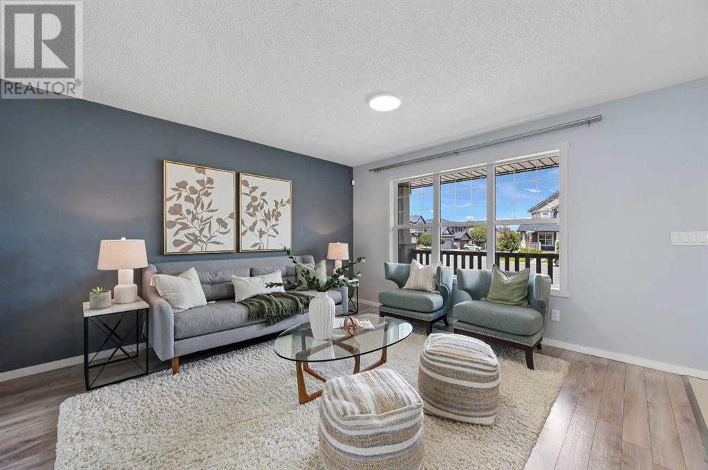 Property at 38 Evansridge Link NW image 4