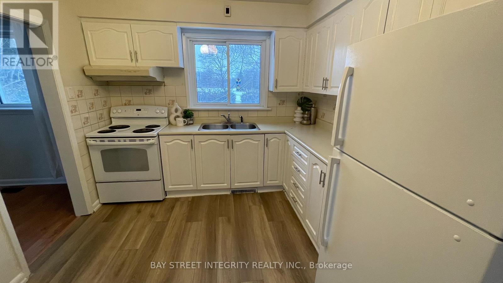 Property at 44 BOWERBANK DRIVE image 1