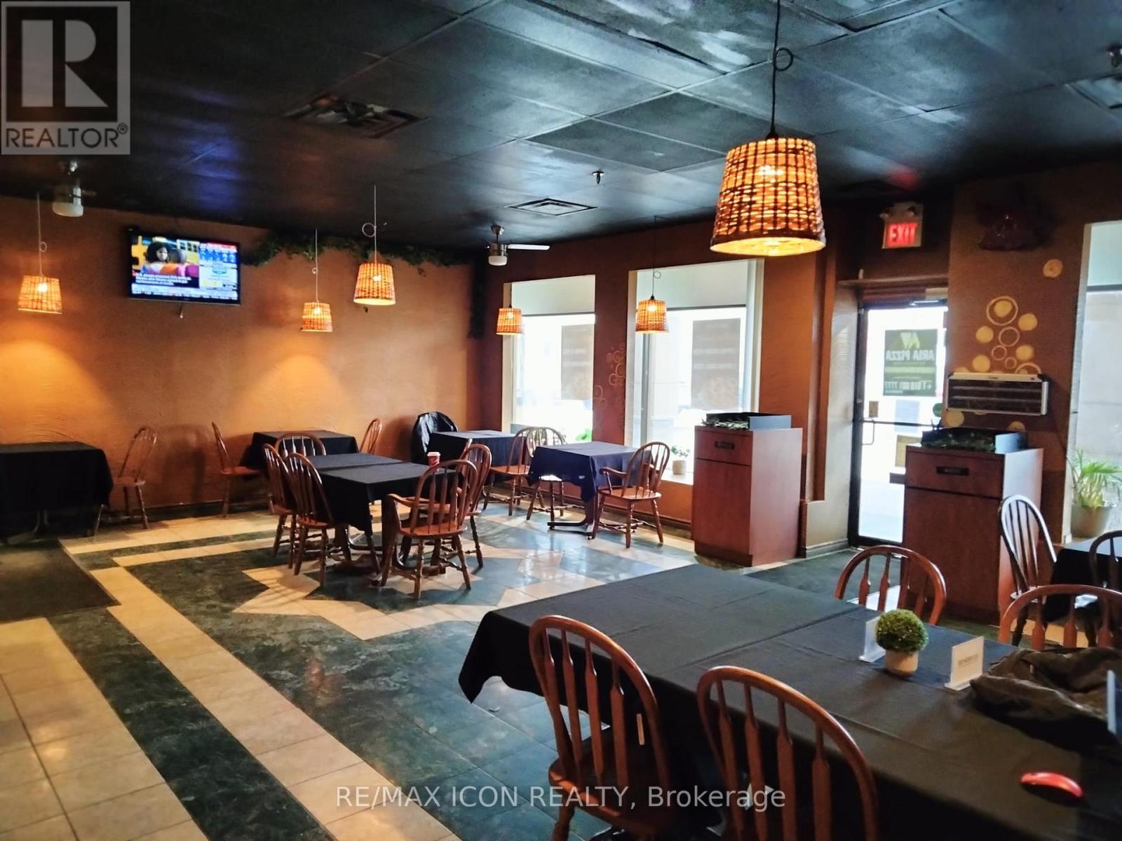 10 & 11 - 775 Southdale Rd Road E, London South (South Y), Ontario  N6E 2C6 - Photo 6 - X12296213