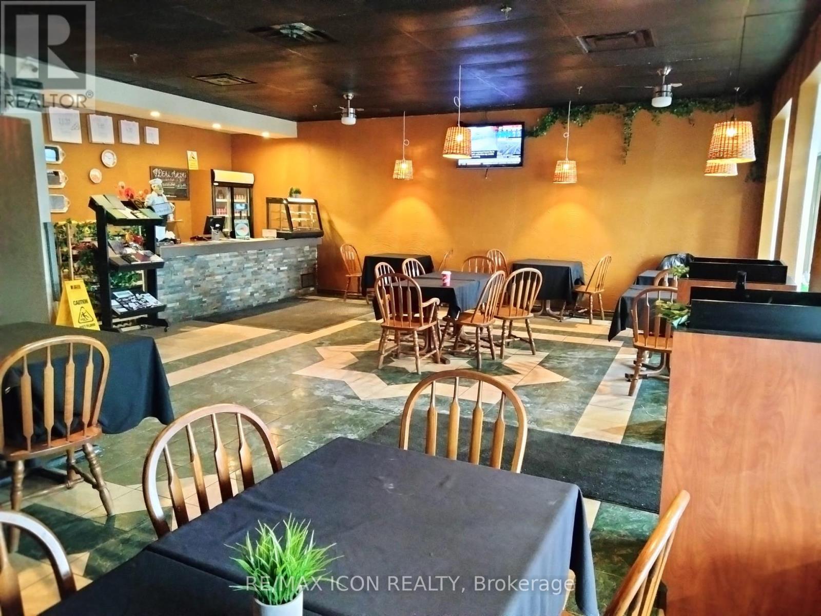 10 & 11 - 775 Southdale Rd Road E, London South (South Y), Ontario  N6E 2C6 - Photo 7 - X12296213