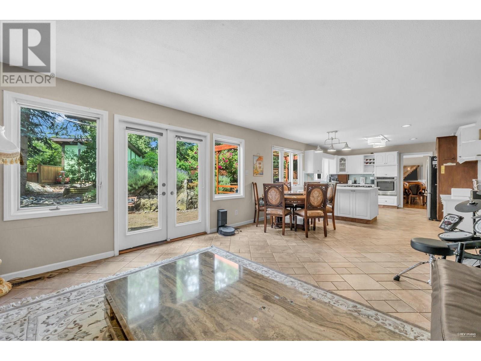 5155 Alderfeild Place, West Vancouver, British Columbia  V7W 2W7 - Photo 15 - R3028783