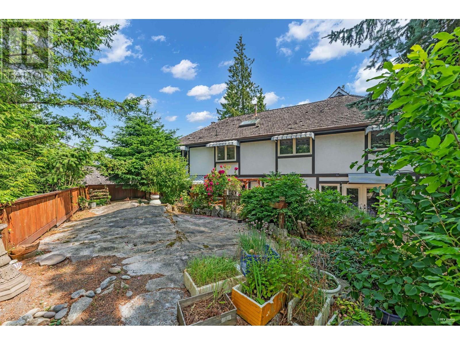 5155 Alderfeild Place, West Vancouver, British Columbia  V7W 2W7 - Photo 27 - R3028783