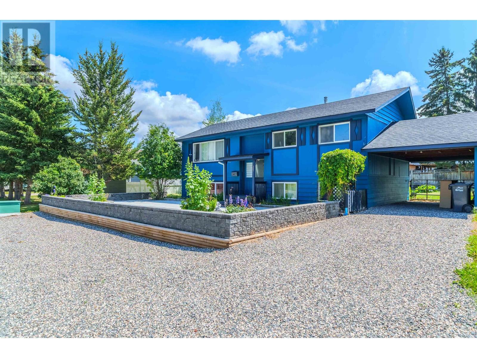 287 ELM AVENUE, 100 Mile House, British Columbia