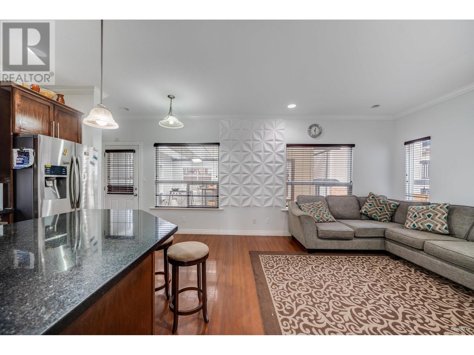 Listing Picture 6 of 32 : 22171 WESTMINSTER HIGHWAY, Richmond / 烈治文 - 魯藝地產 Yvonne Lu Group - MLS Medallion Club Member