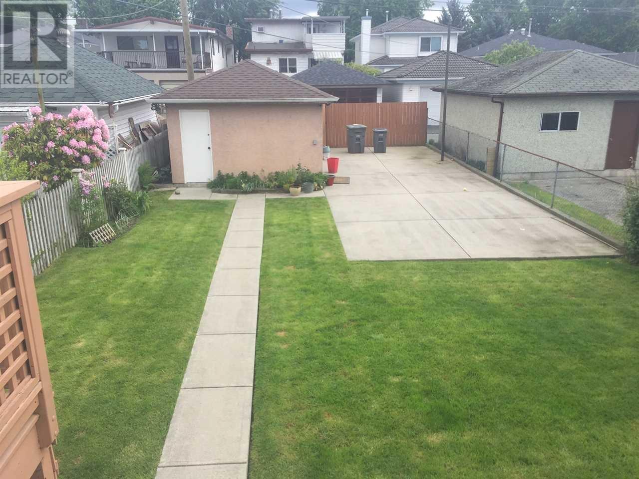 Property at 5336 RHODES STREET image 3