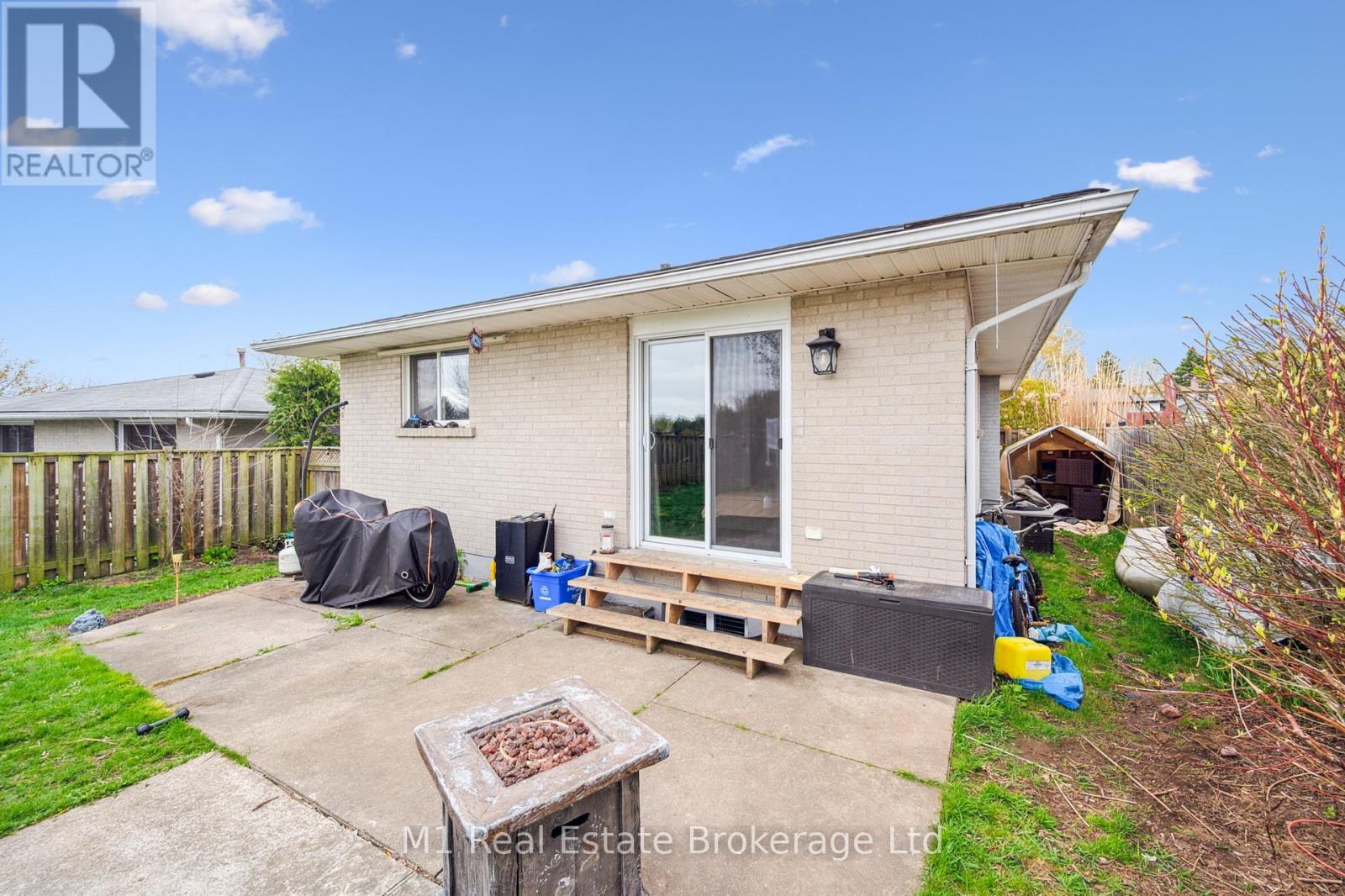 Property at 83 SCOTT ROAD image 2