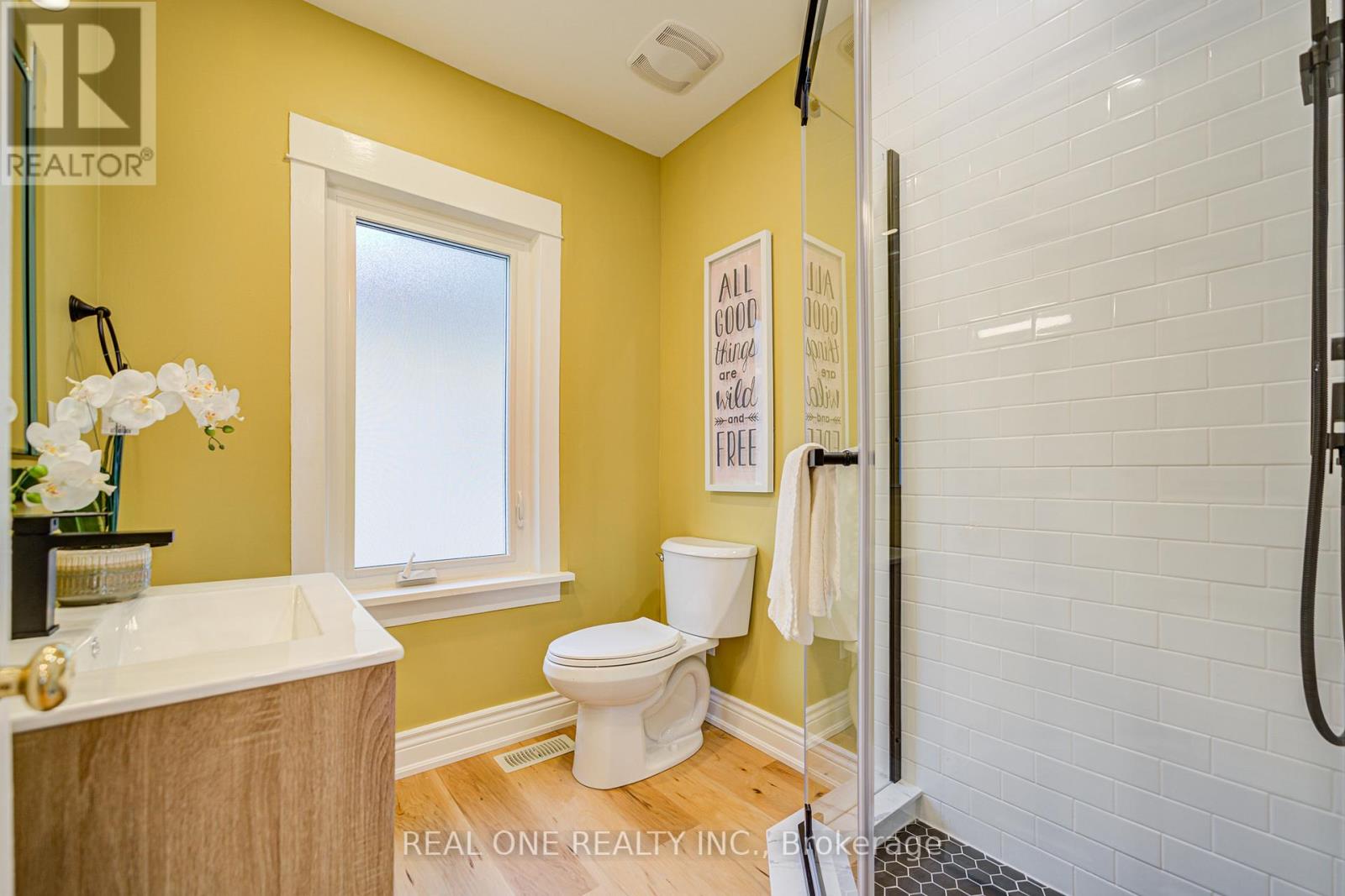4052 St James Avenue, Niagara Falls, Ontario  L2E 6H6 - Photo 13 - X12296226