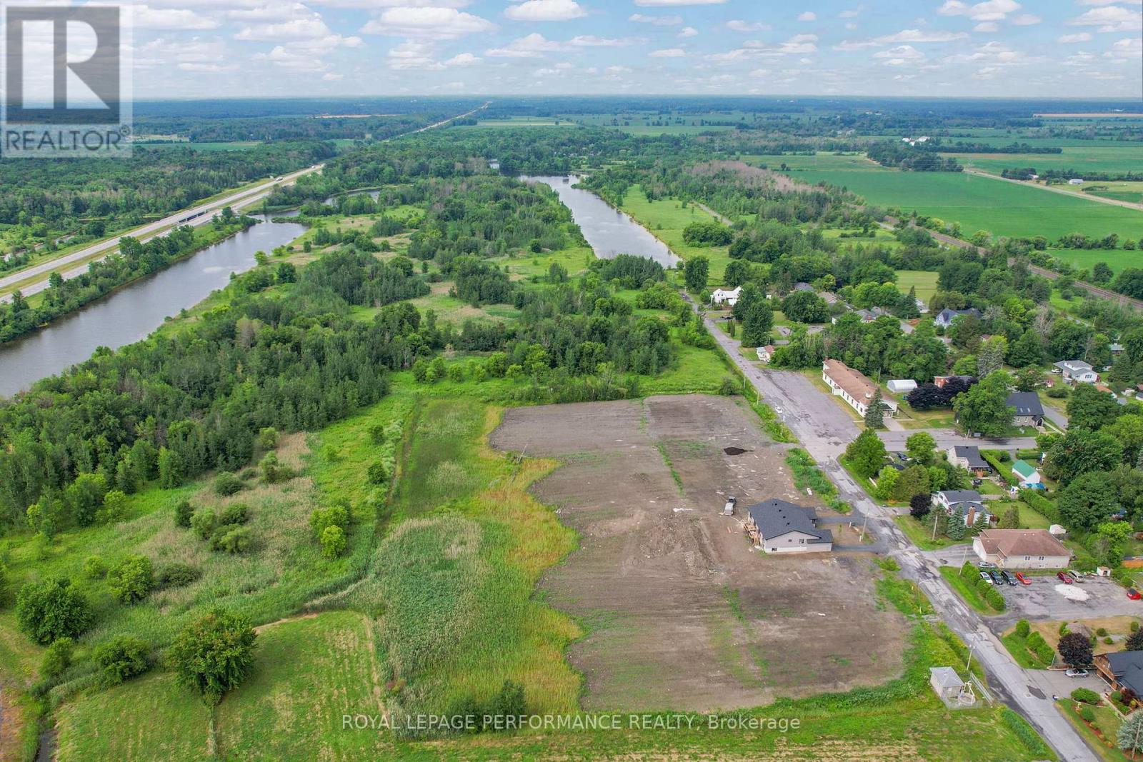 18 Beech Street, South Glengarry, Ontario  K0C 1N0 - Photo 12 - X12289174