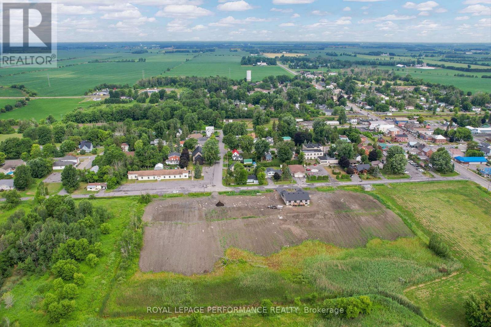 18 Beech Street, South Glengarry, Ontario  K0C 1N0 - Photo 9 - X12289174