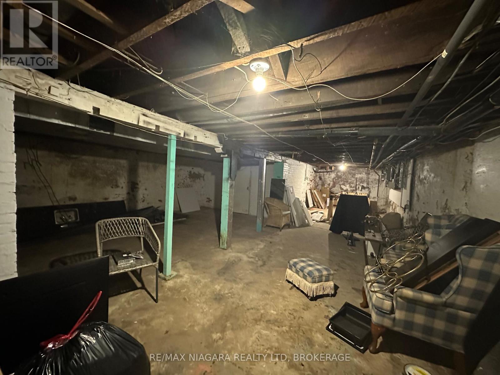 5842 Ferry Street, Niagara Falls, Ontario  L2G 1S9 - Photo 22 - X12296241