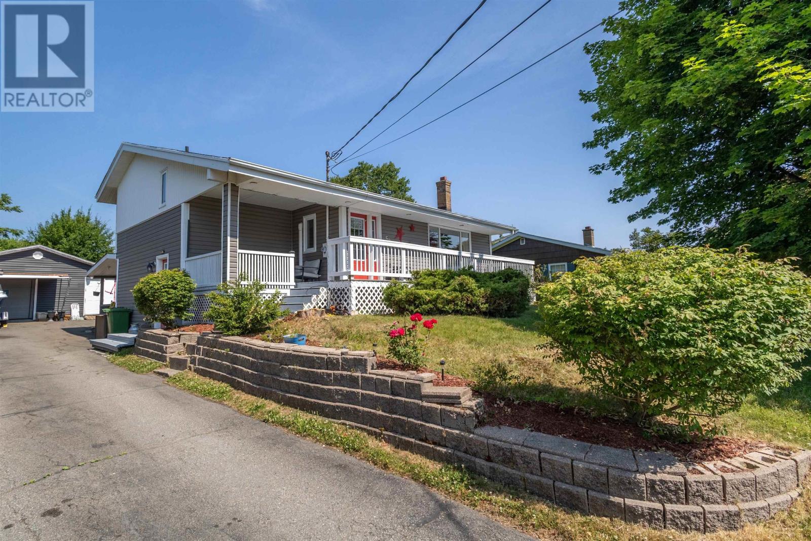 56 Holic Avenue, North Sydney, Nova Scotia  B2A 3R8 - Photo 2 - 202518159