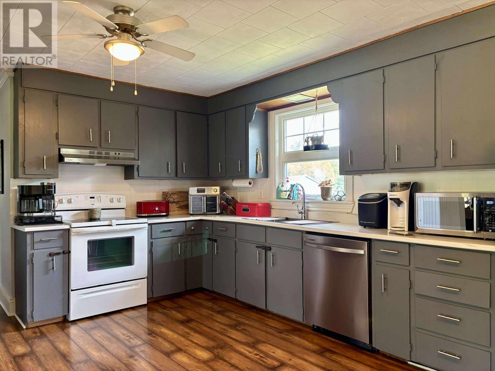 749 Line Road, Milltown Cross, Prince Edward Island  C0A 1R0 - Photo 14 - 202517856