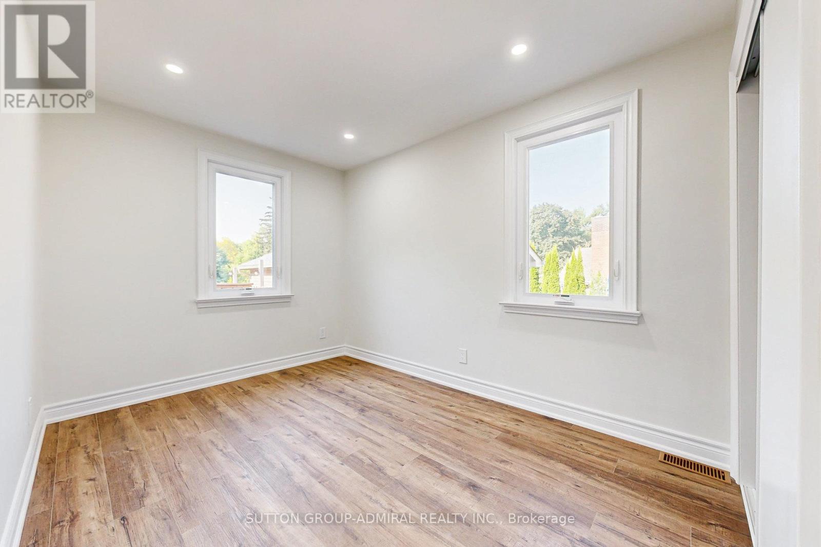 408 Andrew Street, Newmarket, Ontario  L3Y 1H4 - Photo 21 - N12294589