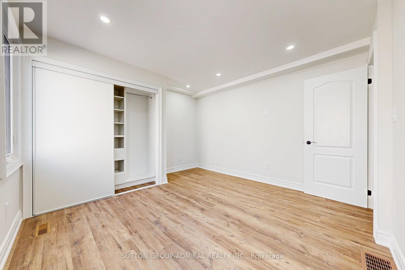 408 Andrew Street, Newmarket, Ontario  L3Y 1H4 - Photo 17 - N12294589