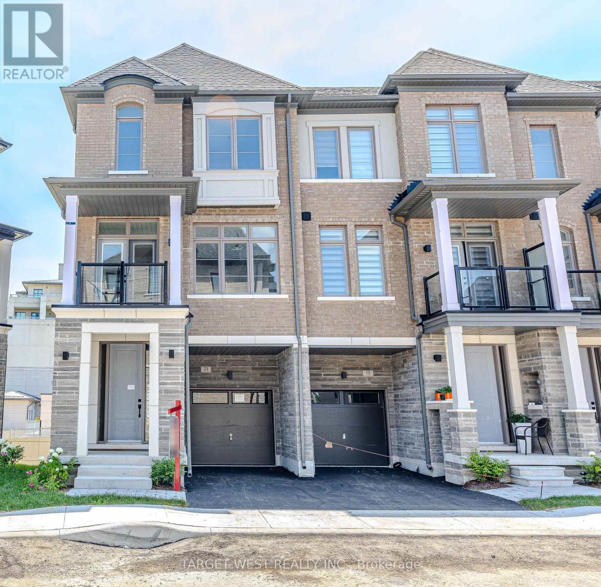 Property at 23 ARCHAMBAULT WAY image 1