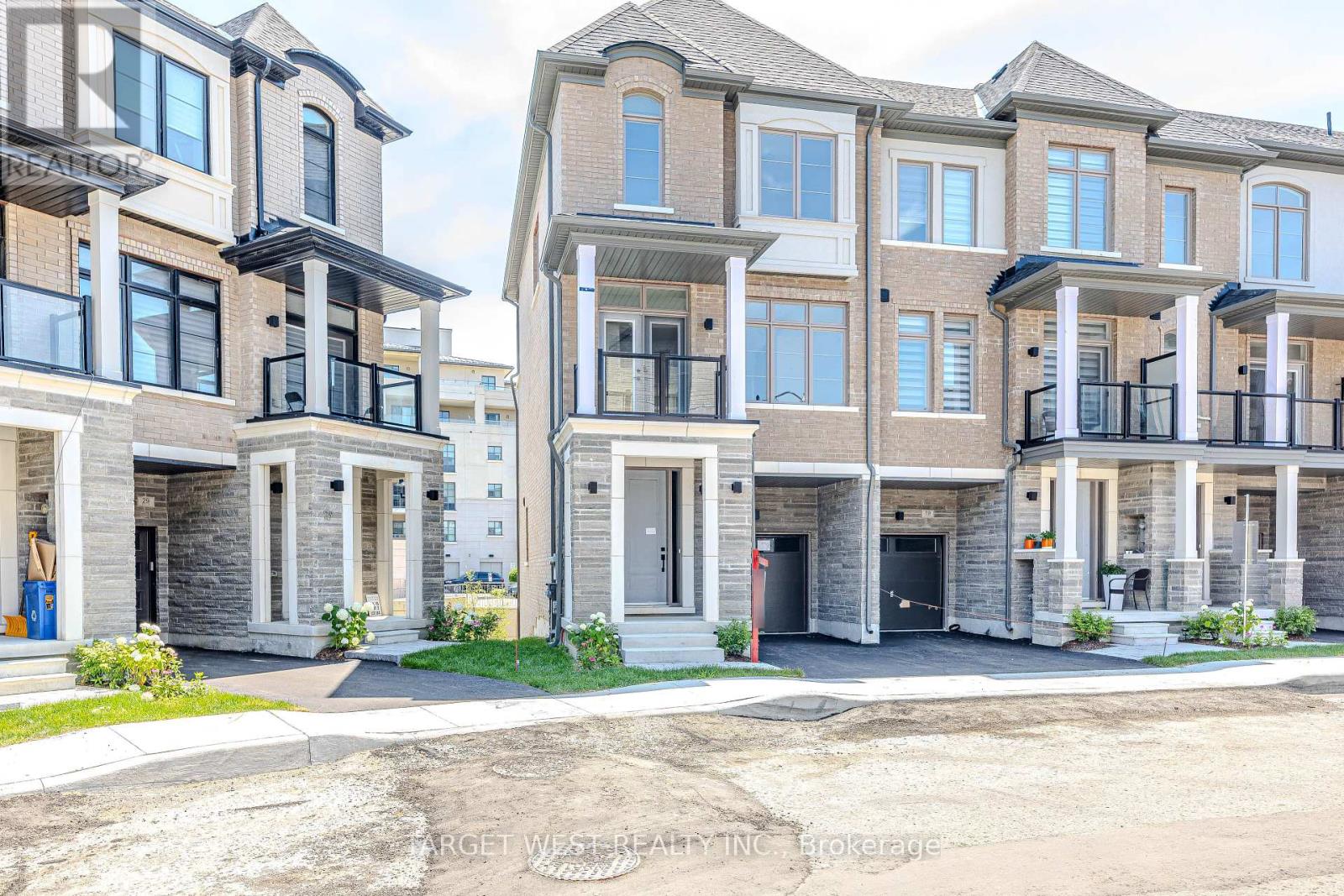 Property at 23 ARCHAMBAULT WAY image 4