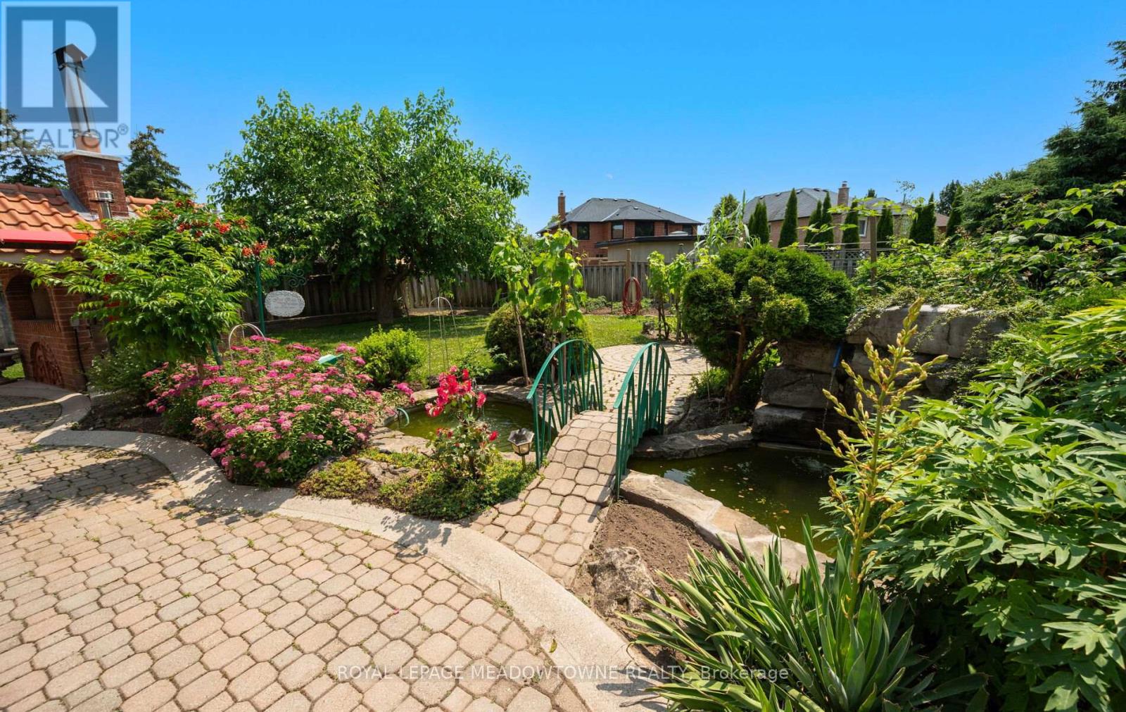 Property at 36 SHADYWOOD ROAD image 2