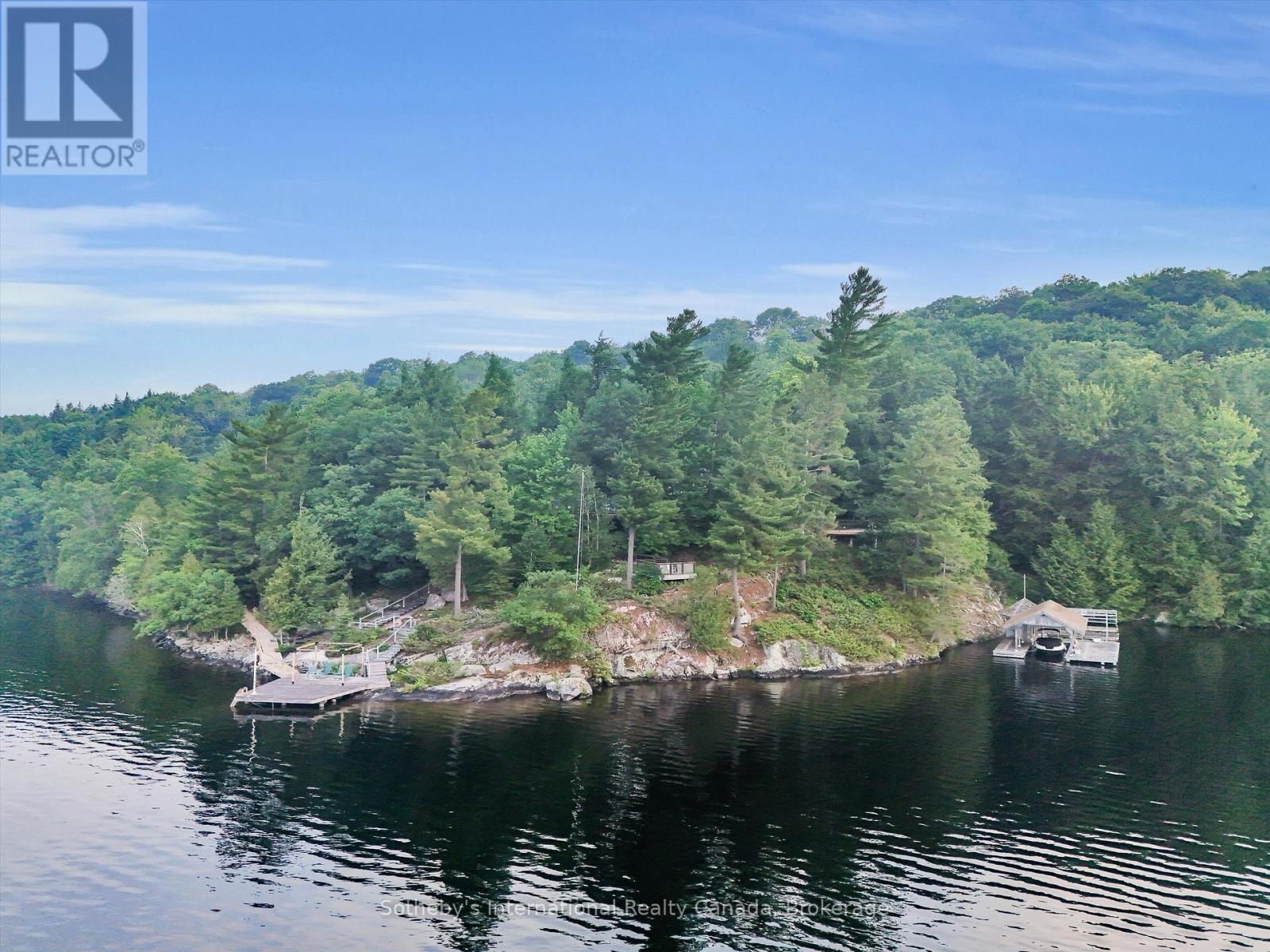 1080 Vanclieaf Drive, Lake Of Bays, Ontario  P0B 1A0 - Photo 3 - X12296293