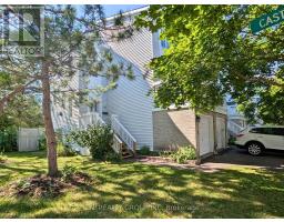 120 CASTLEGREEN PRIVATE, Ottawa, Ontario