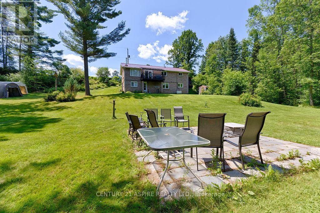 539 Schwan Road, Laurentian Valley, Ontario  K8A 6W8 - Photo 39 - X12293034