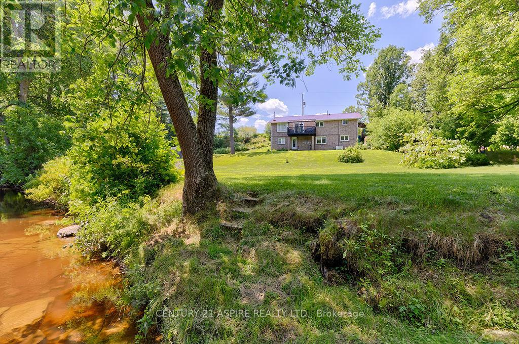 539 Schwan Road, Laurentian Valley, Ontario  K8A 6W8 - Photo 41 - X12293034
