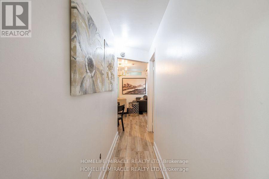 1 Givins Street, Toronto, Ontario  M6J 2X5 - Photo 11 - C12296332