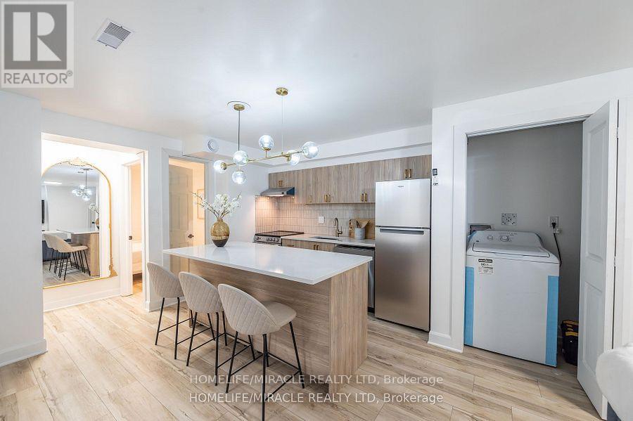 1 Givins Street, Toronto, Ontario  M6J 2X5 - Photo 18 - C12296332