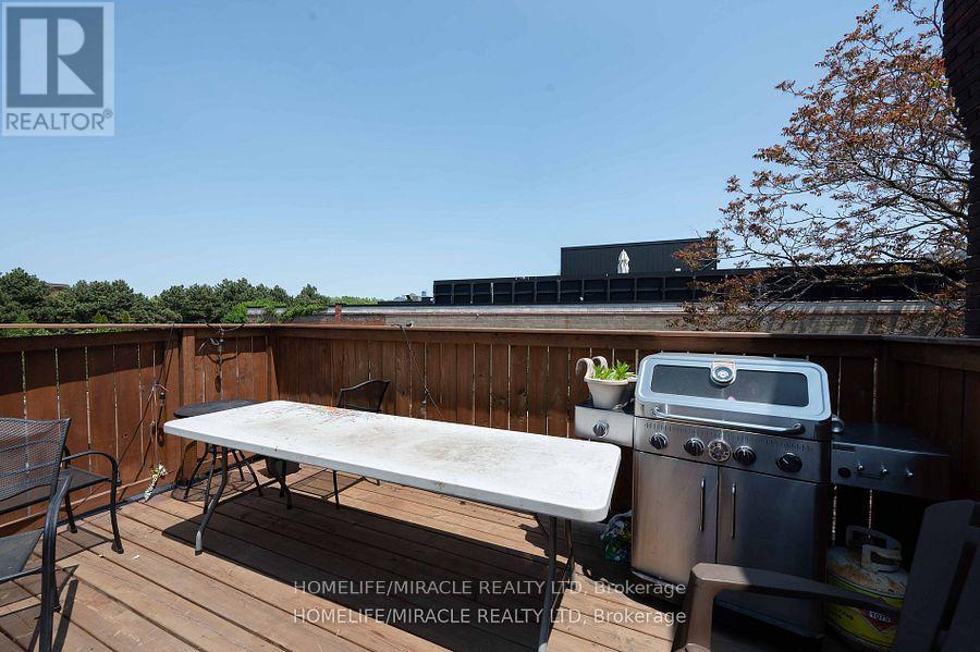 1 Givins Street, Toronto, Ontario  M6J 2X5 - Photo 30 - C12296332