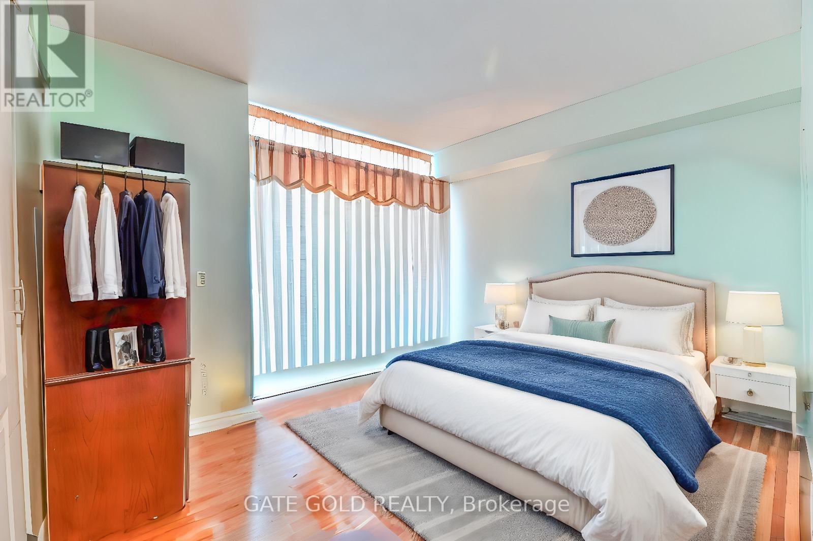 706 - 2470 Eglinton Avenue W, Toronto, Ontario  M6M 5E7 - Photo 3 - W12296310