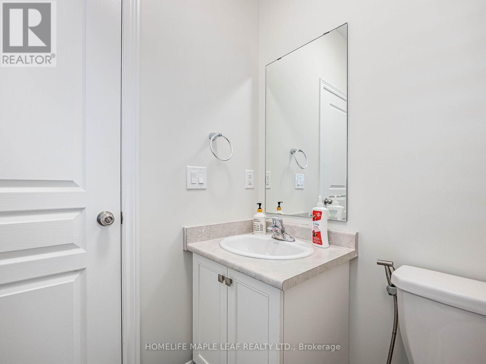 1454 Chretien Street, Milton, Ontario  L9E 1J1 - Photo 25 - W12296342