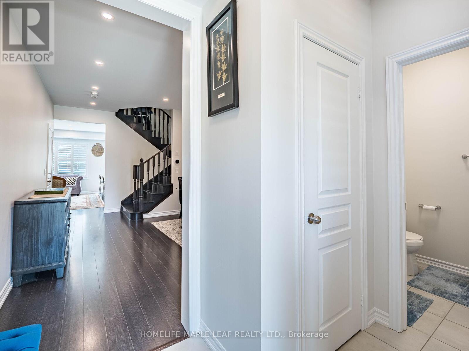 1454 Chretien Street, Milton, Ontario  L9E 1J1 - Photo 6 - W12296342