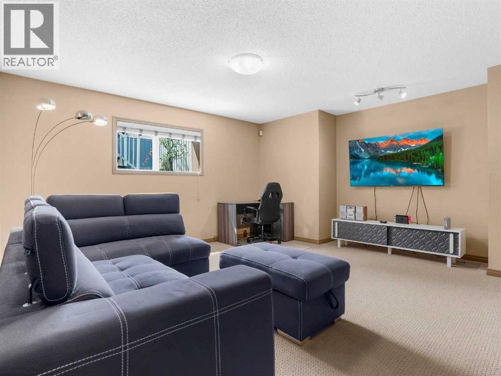 126 Kincora Park Nw, Calgary, Alberta  T3R 1L6 - Photo 25 - A2222497