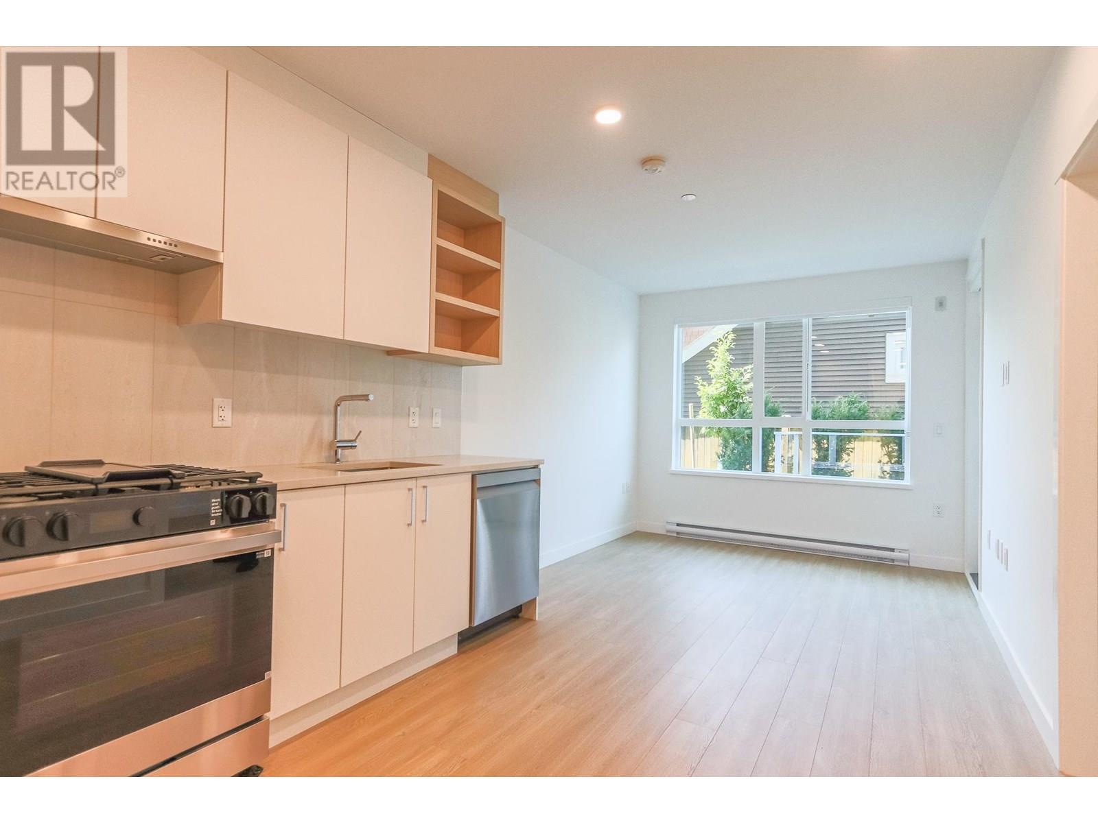 102 723 Grover Avenue, Coquitlam, British Columbia  V3J 3M6 - Photo 6 - R3028790
