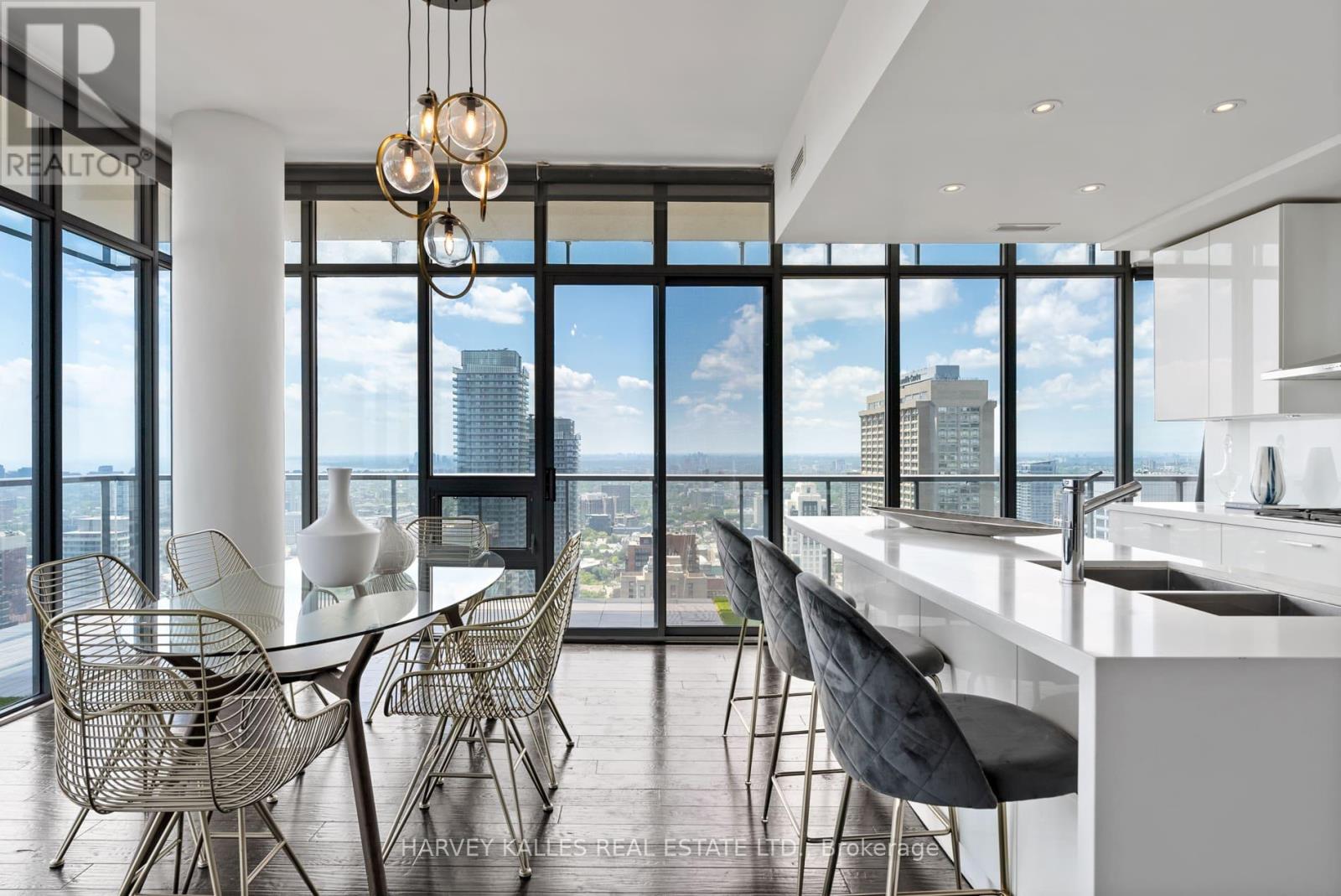 Ph4503 - 33 Charles Street E, Toronto, Ontario  M4Y 1R9 - Photo 11 - C12296353