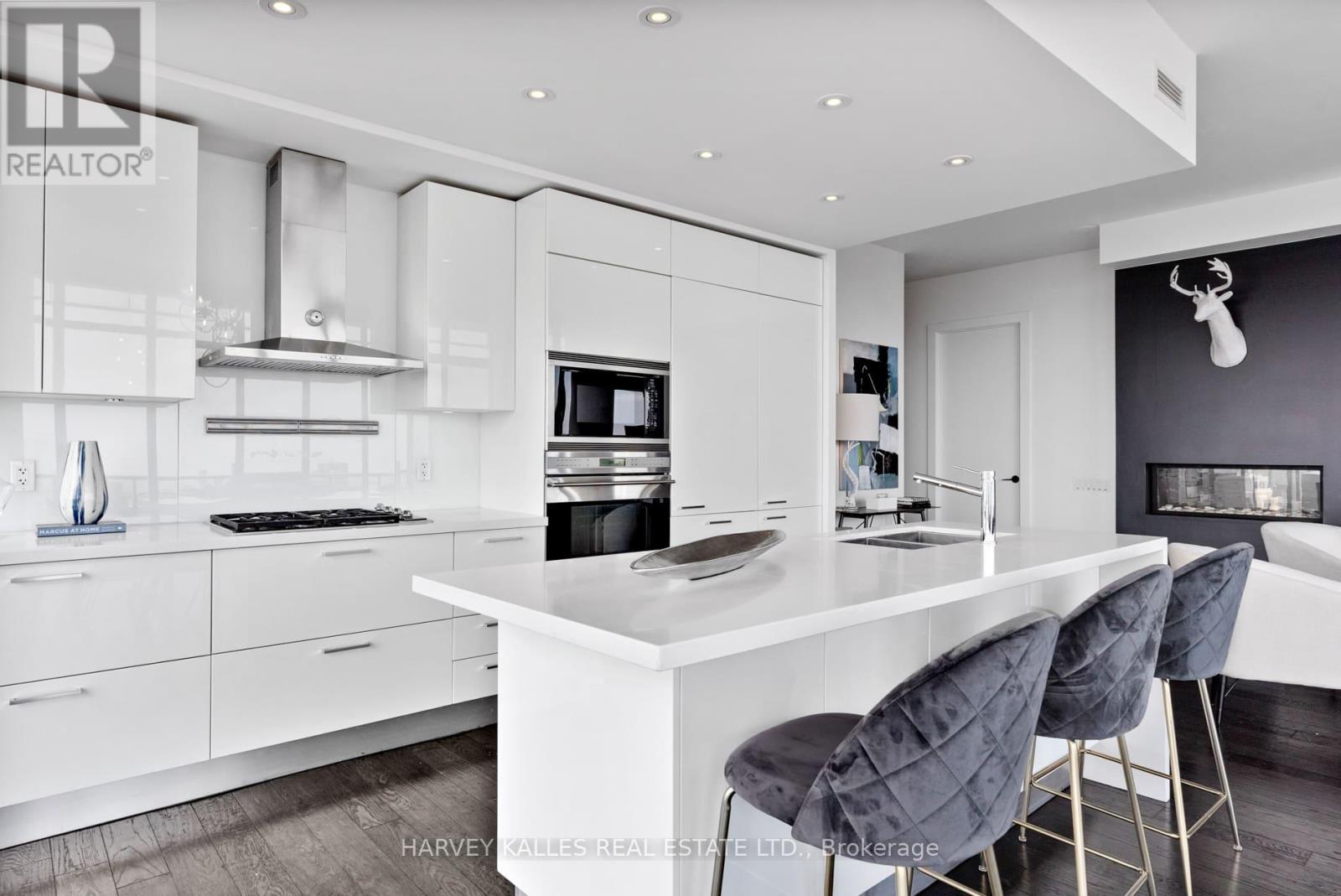 Ph4503 - 33 Charles Street E, Toronto, Ontario  M4Y 1R9 - Photo 15 - C12296353