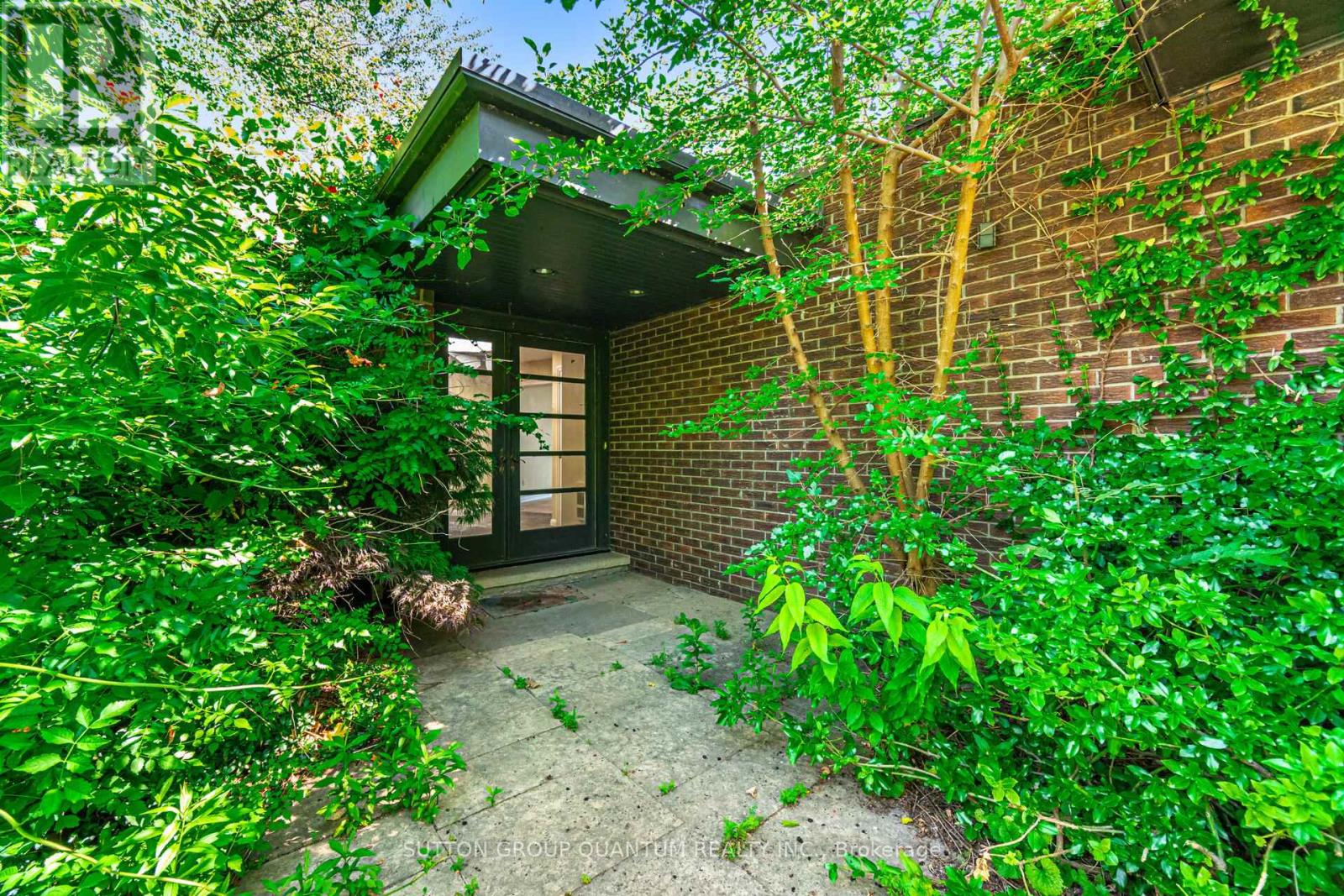 1390 Captain Court, Mississauga, Ontario  L5J 1A8 - Photo 18 - W12275559