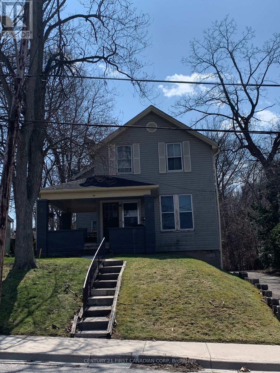 Property at 40 SPRINGBANK DRIVE image 4