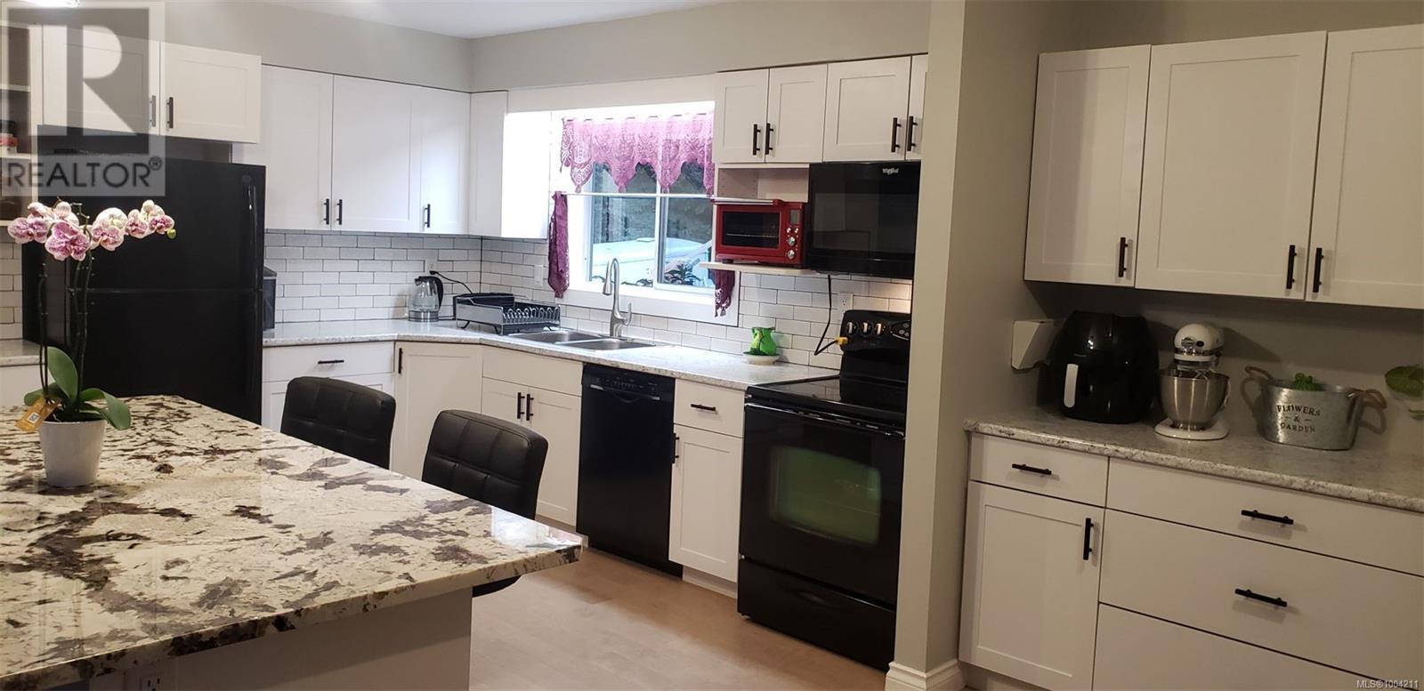 Property at 409 Raynerwood Pl image 1
