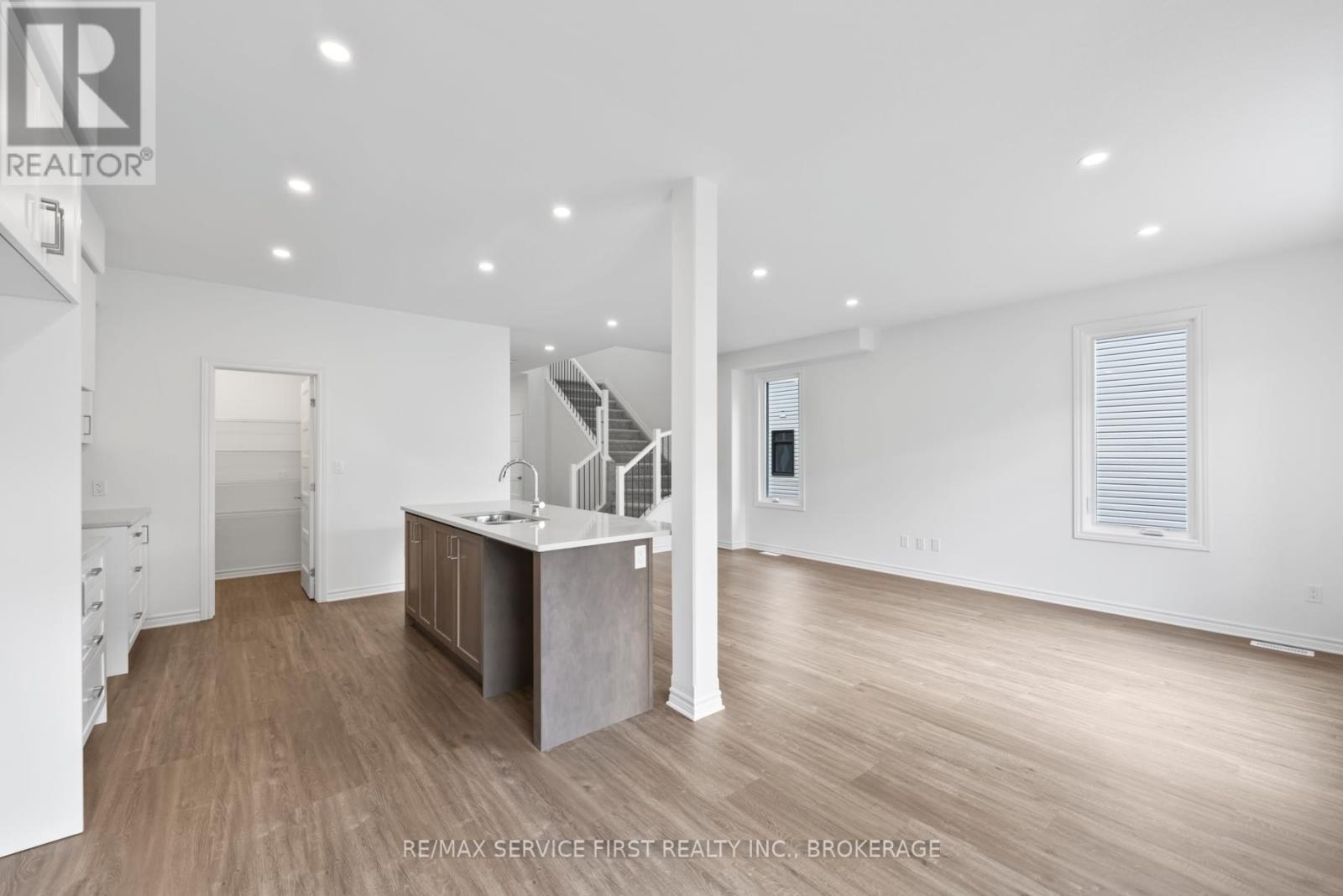 E71 - 1325 Turnbull Way, Kingston, Ontario  K7P 0T6 - Photo 19 - X12296368