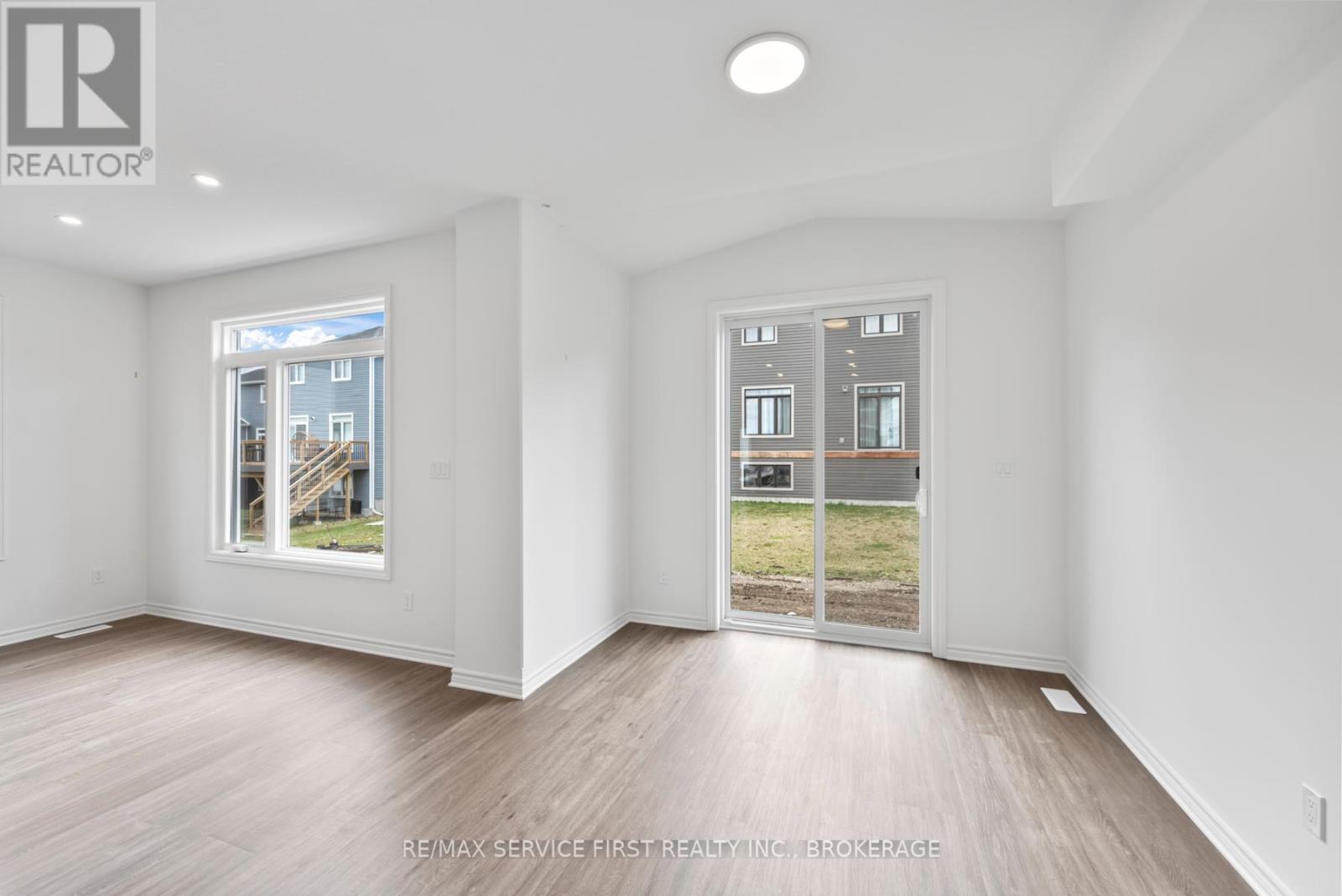 E71 - 1325 Turnbull Way, Kingston, Ontario  K7P 0T6 - Photo 22 - X12296368
