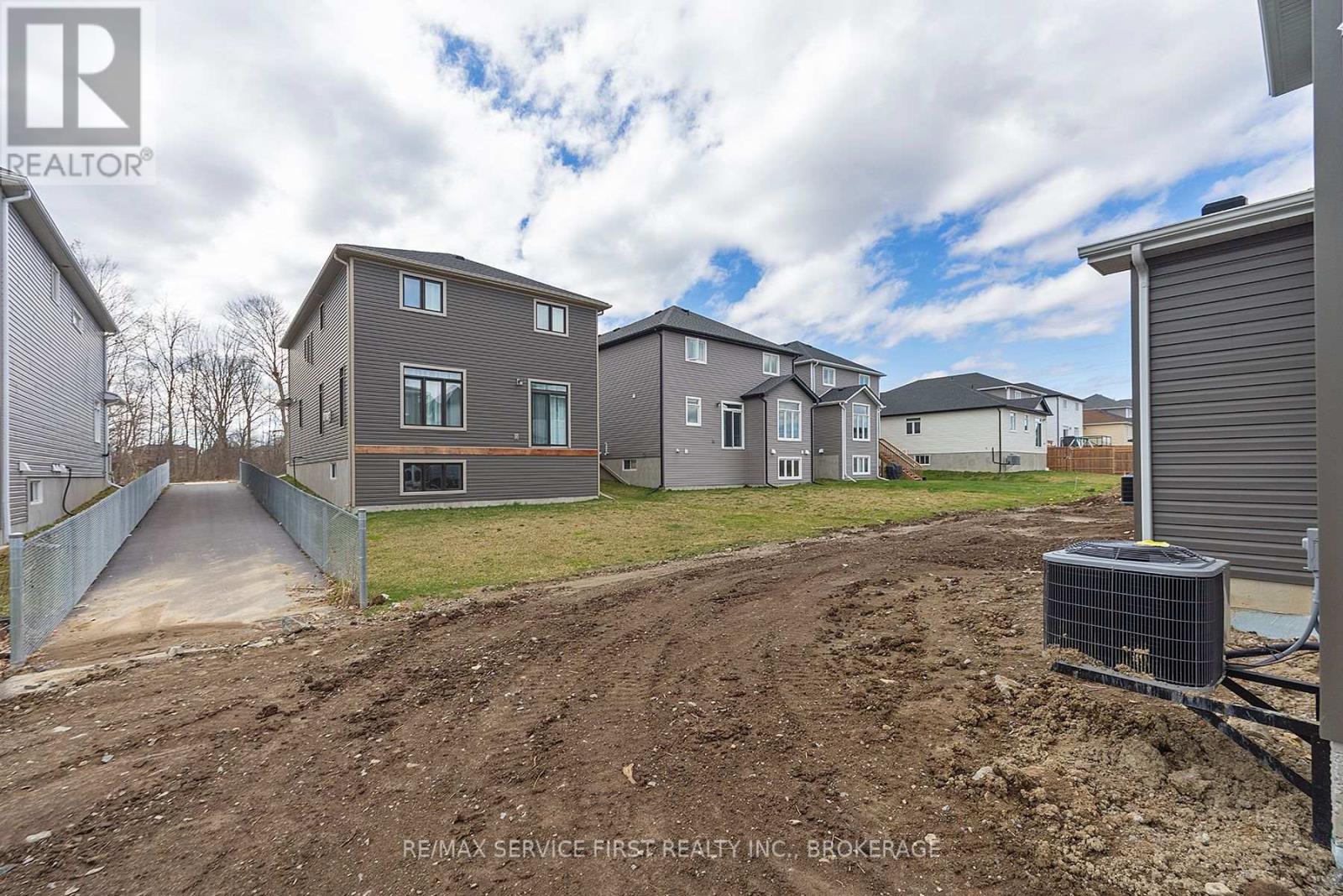 E71 - 1325 Turnbull Way, Kingston, Ontario  K7P 0T6 - Photo 6 - X12296368