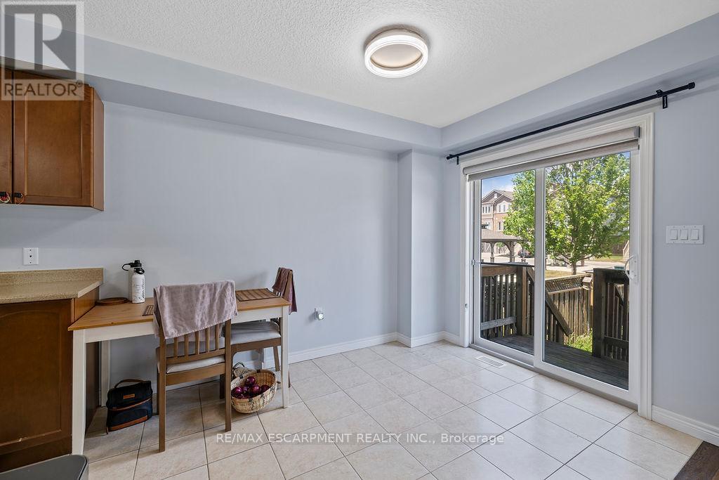235 Bellagio Avenue, Hamilton, Ontario  L0R 1P0 - Photo 18 - X12296355