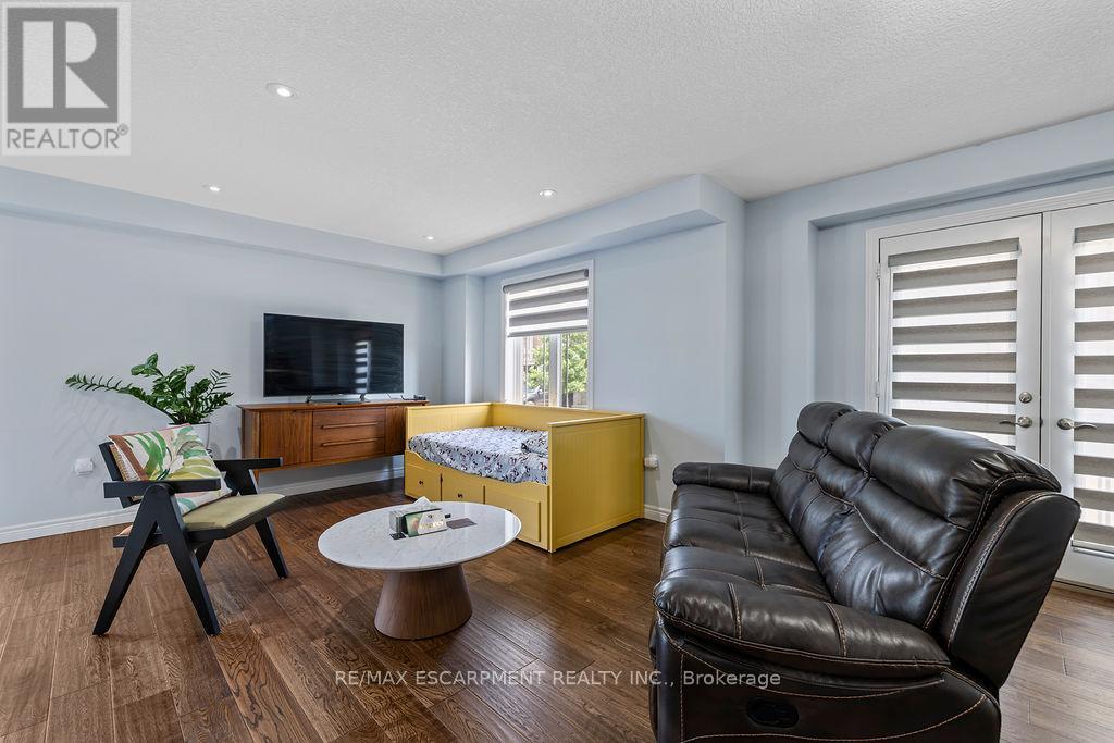 235 Bellagio Avenue, Hamilton, Ontario  L0R 1P0 - Photo 20 - X12296355